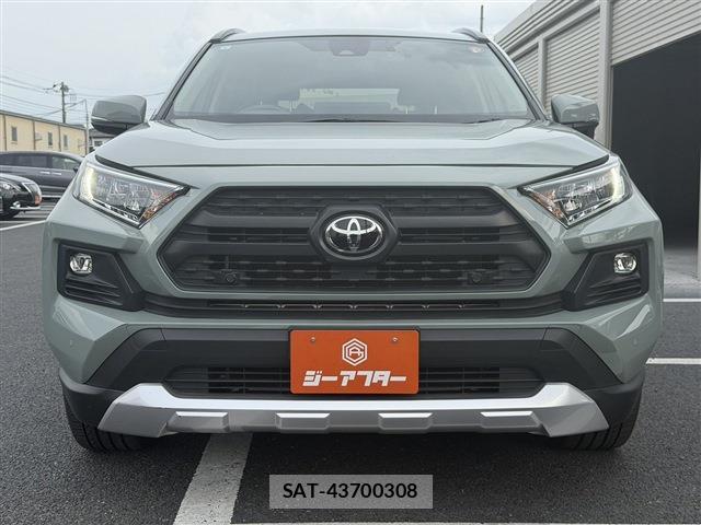 Toyota RAV4 2023-07 8360977-7