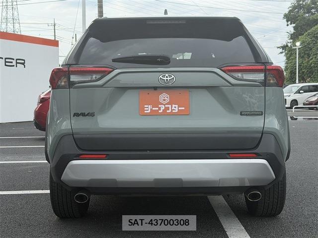 Toyota RAV4 2023-07 8360977-9