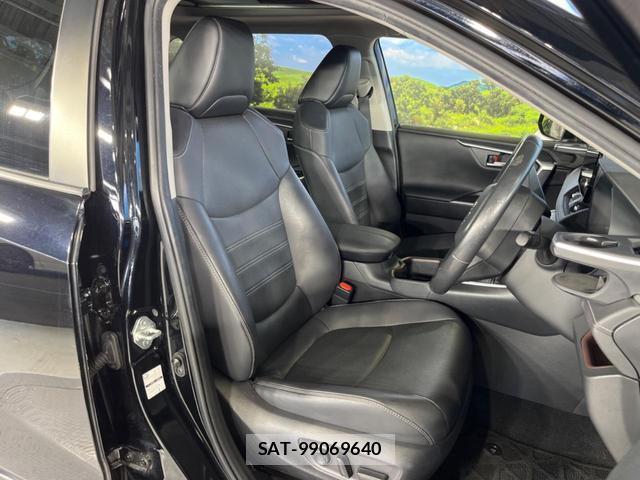 Toyota RAV4 2024-01 8361028-8