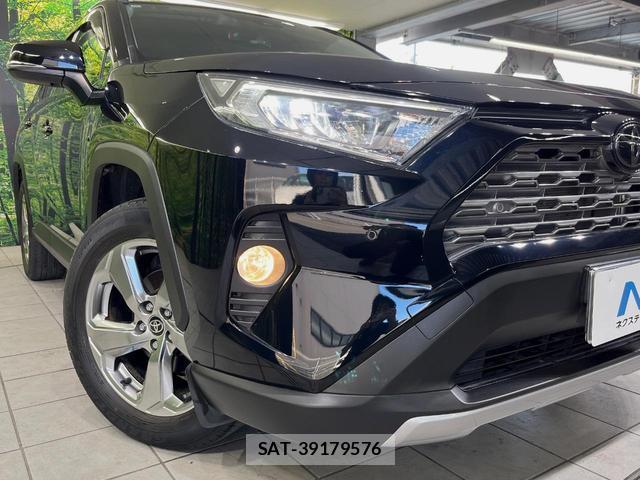 Toyota RAV4 2020-10 8361064-13