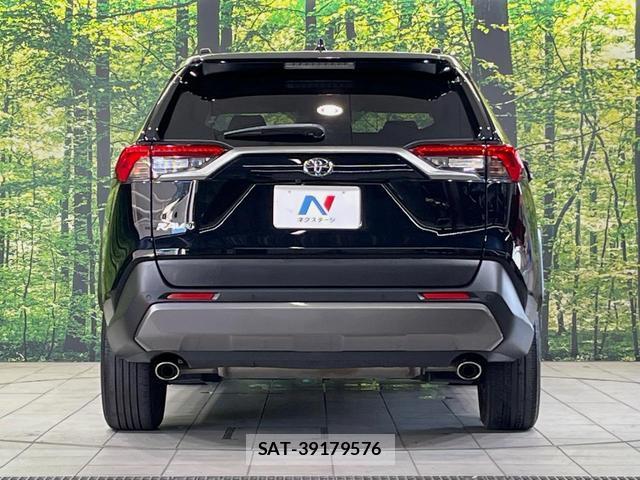Toyota RAV4 2020-10 8361064-16