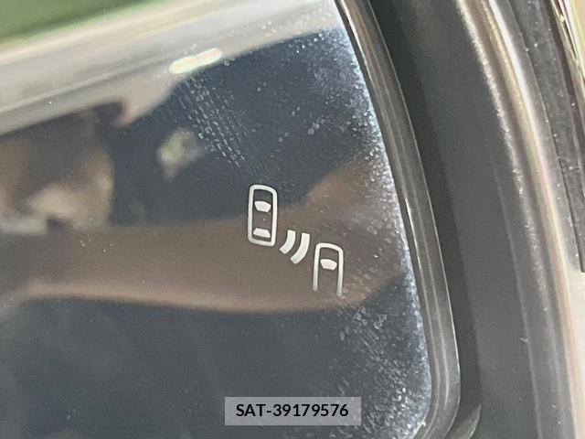 Toyota RAV4 2020-10 8361064-5