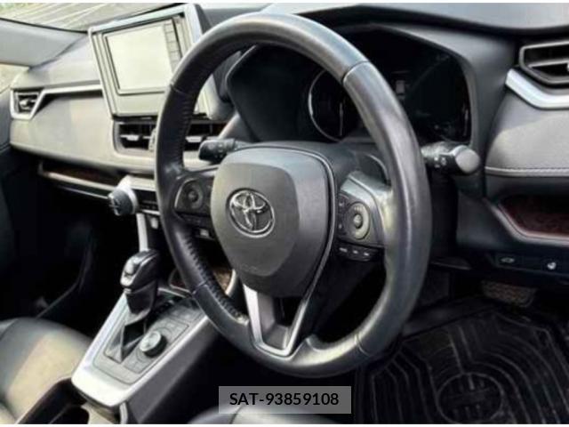 Toyota RAV4 2020-08 8361413-2