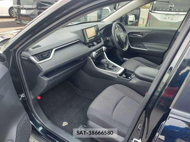 Toyota RAV4 2020-04 8361440-5