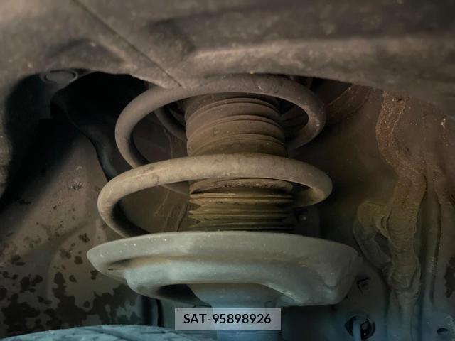 Toyota RAV4 2022-02 8361488-19