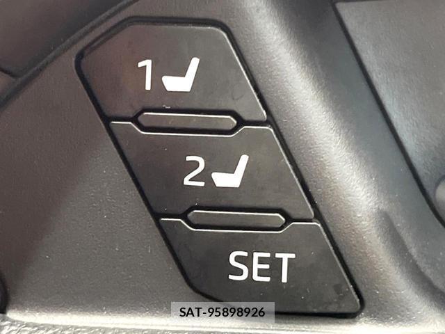 Toyota RAV4 2022-02 8361488-6