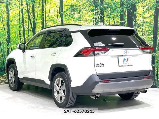 Toyota RAV4 2021-11 8361491-16
