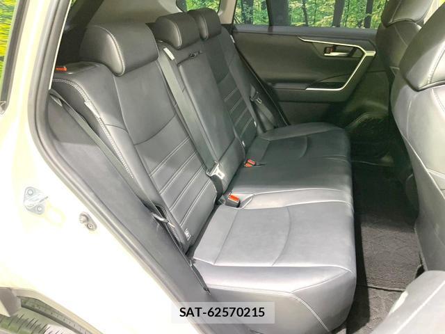 Toyota RAV4 2021-11 8361491-9