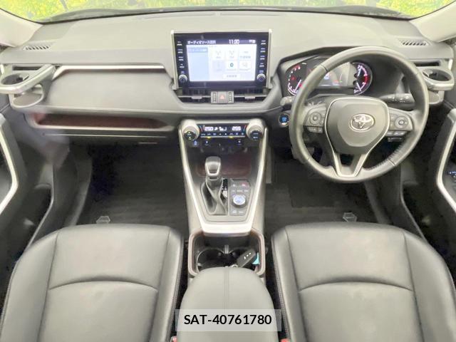 Toyota RAV4 2022-10 8361788-1