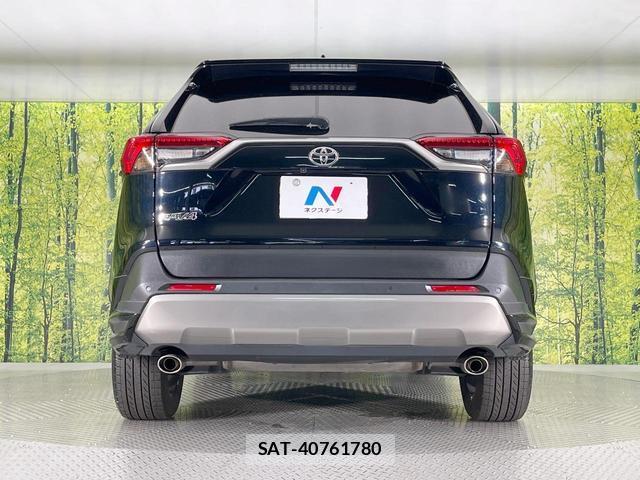 Toyota RAV4 2022-10 8361788-14