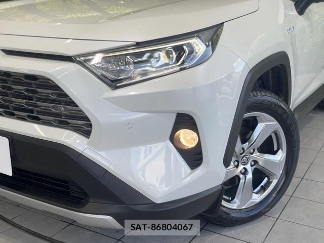 Toyota RAV4 2019-07 8361817-11
