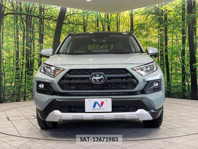 Toyota RAV4 2023-07 8361889-13