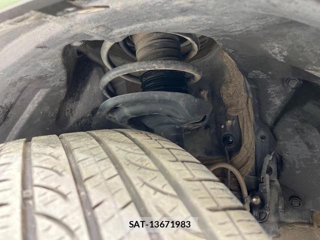 Toyota RAV4 2023-07 8361889-19