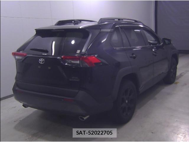 Toyota RAV4 2021-11 8361960-1