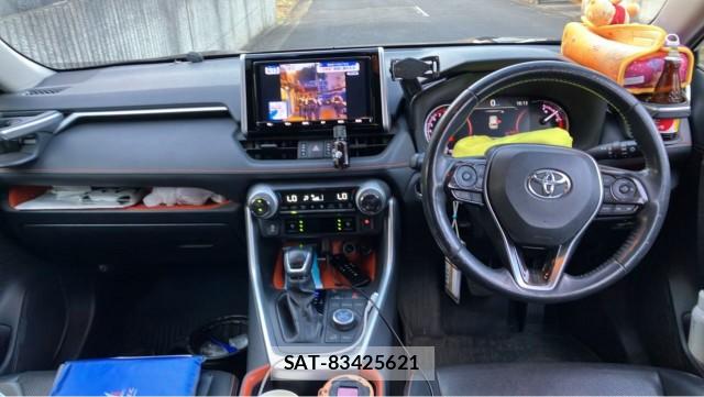 Toyota RAV4 2019-11 8362248-2