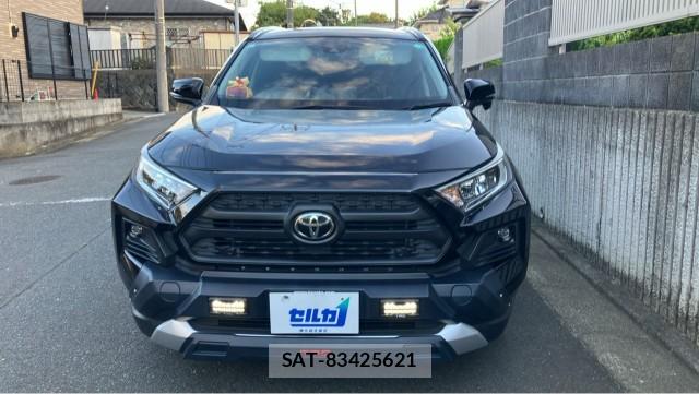 Toyota RAV4 2019-11 8362248-9