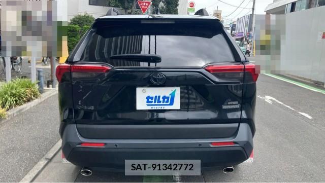 Toyota RAV4 2023-11 8362250-1