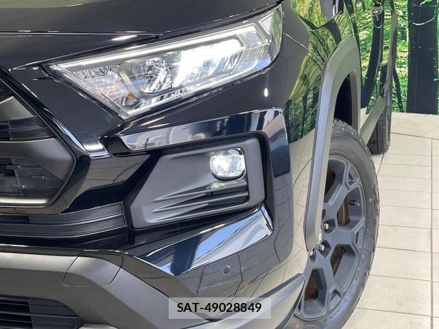 Toyota RAV4 2022-12 8362348-11