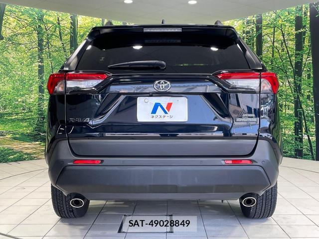 Toyota RAV4 2022-12 8362348-14