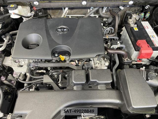 Toyota RAV4 2022-12 8362348-17