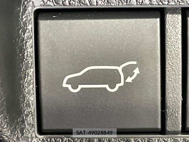 Toyota RAV4 2022-12 8362348-6