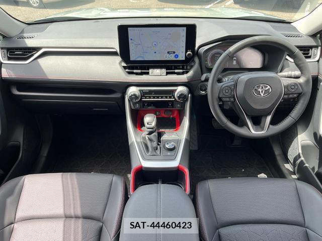 Toyota RAV4 2024-12 8362496-1