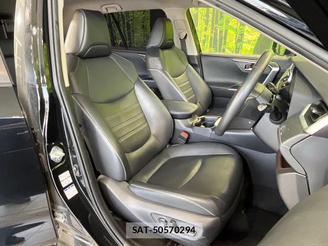 Toyota RAV4 2020-04 8362832-7