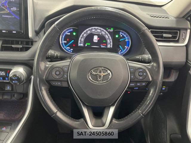 Toyota RAV4 2019-09 8363217-10