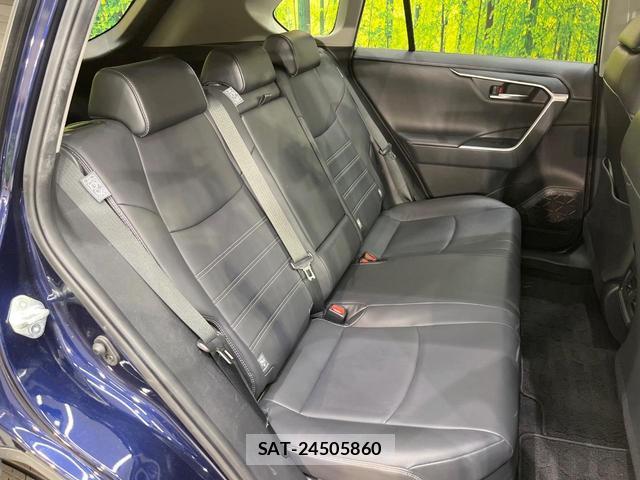 Toyota RAV4 2019-09 8363217-8