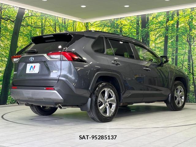 Toyota RAV4 2021-02 8363475-16