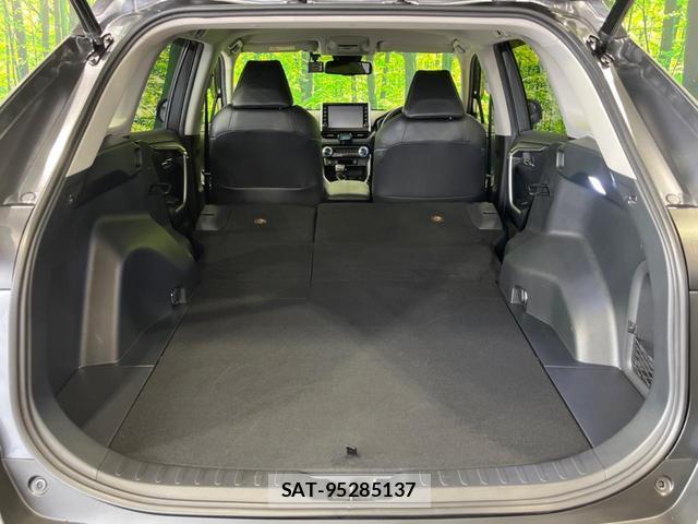Toyota RAV4 2021-02 8363475-9