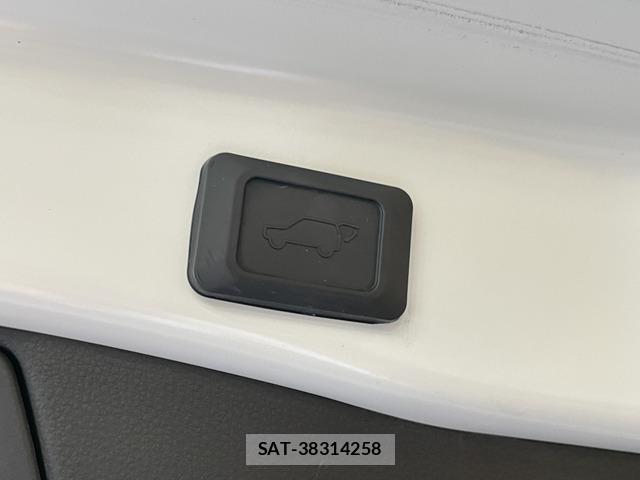 Toyota RAV4 2021-01 8363625-17