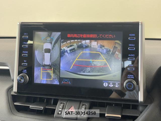 Toyota RAV4 2021-01 8363625-2