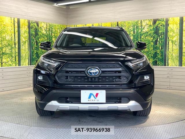 Toyota RAV4 2023-11 8363809-13