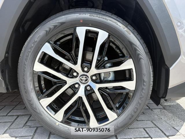Toyota RAV4 2026-07 8363871-8