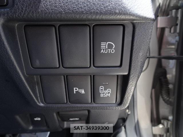 Lexus RC 2016-05 8363834-5
