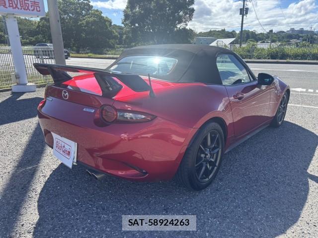 Mazda ROADSTER 2016-04 8361034-2