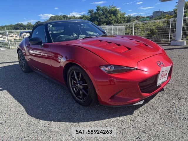 Mazda ROADSTER 2016-04 8361034-3