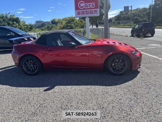 Mazda ROADSTER 2016-04 8361034-4