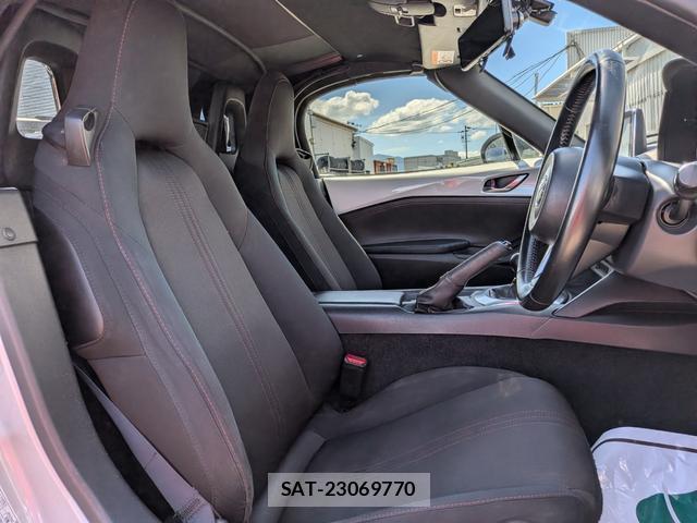 Mazda ROADSTER 2015-12 8362515-12