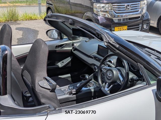 Mazda ROADSTER 2015-12 8362515-19