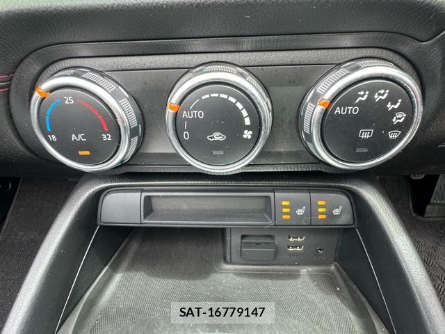 Mazda ROADSTER 2017-09 8363771-11
