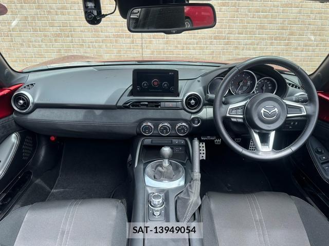 Mazda ROADSTER 2023-07 8363772-5