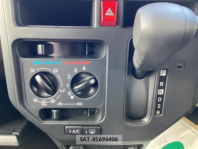 Toyota ROOMY 2025-10 8360488-4