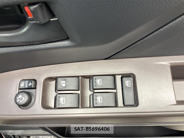 Toyota ROOMY 2025-10 8360488-8
