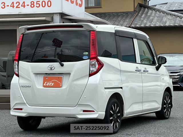 Toyota ROOMY 2017-09 8360802-4
