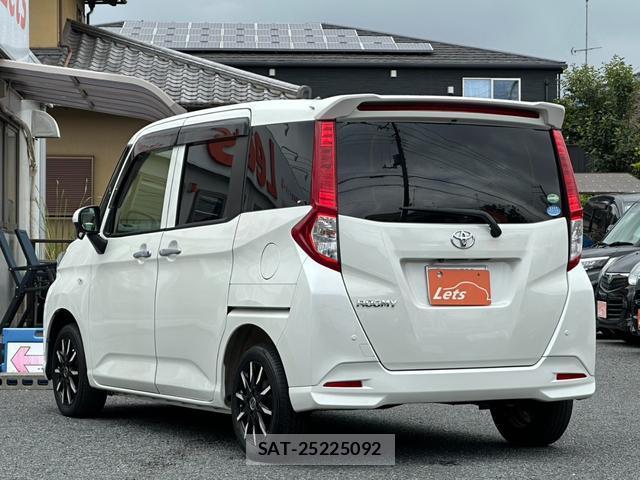 Toyota ROOMY 2017-09 8360802-6