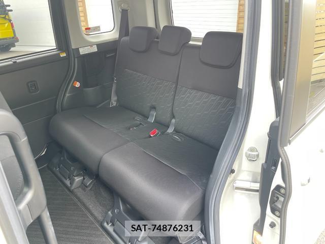 Toyota ROOMY 2016-12 8360949-11