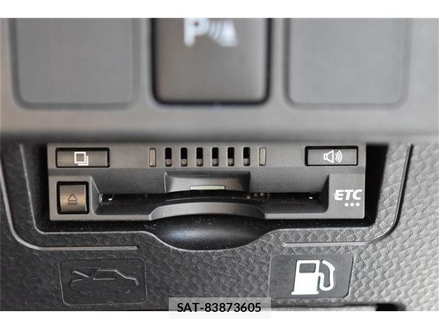 Toyota ROOMY 2020-07 8361039-2