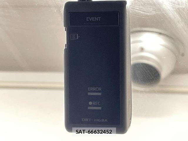 Toyota ROOMY 2019-09 8361072-8